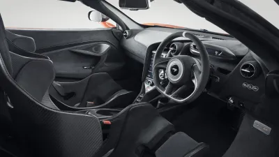 765LT Coupe